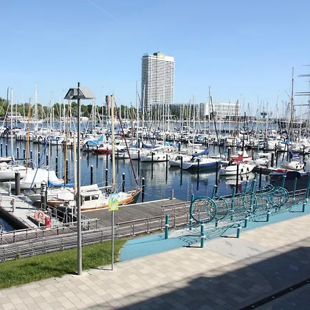 App 3 2-zi Whg Pier 27 Am Passathafen Travemünde Pva003 Apartamento *