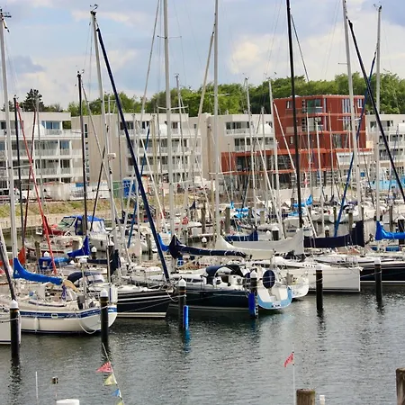 App 3 2-zi Whg Pier 27 Am Passathafen Travemünde Pva003 Apartamento *